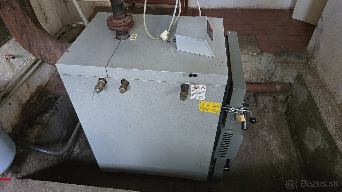 Teplovodný kotol VIGAS 25 s reguláciou AK 4000 - 2