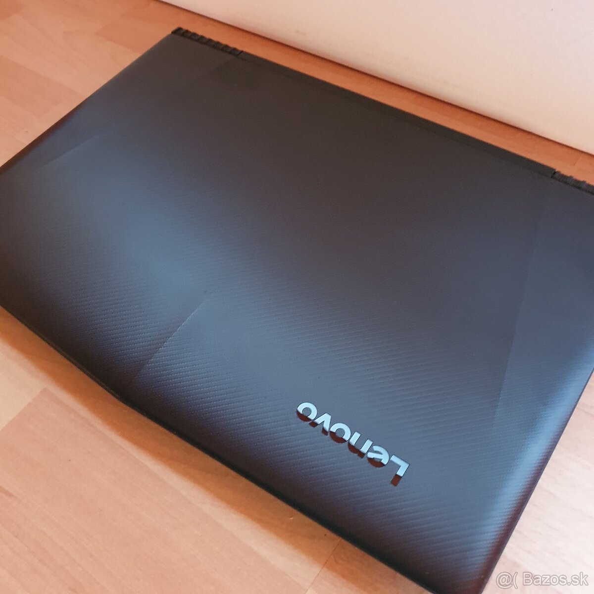 Herný notebook Lenovo Legion Y520-15IKB - 2