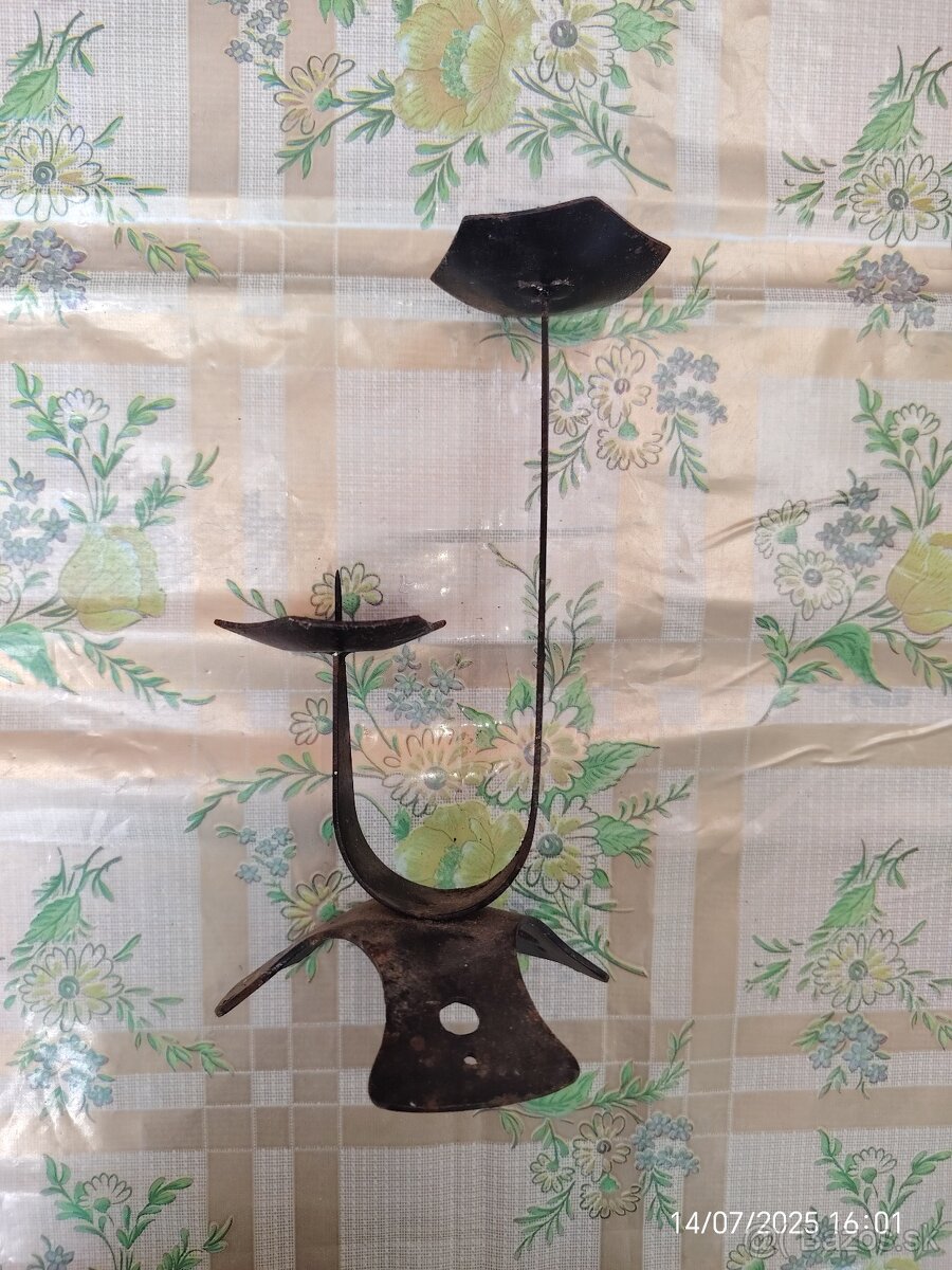 svietnik na sviečku - 2