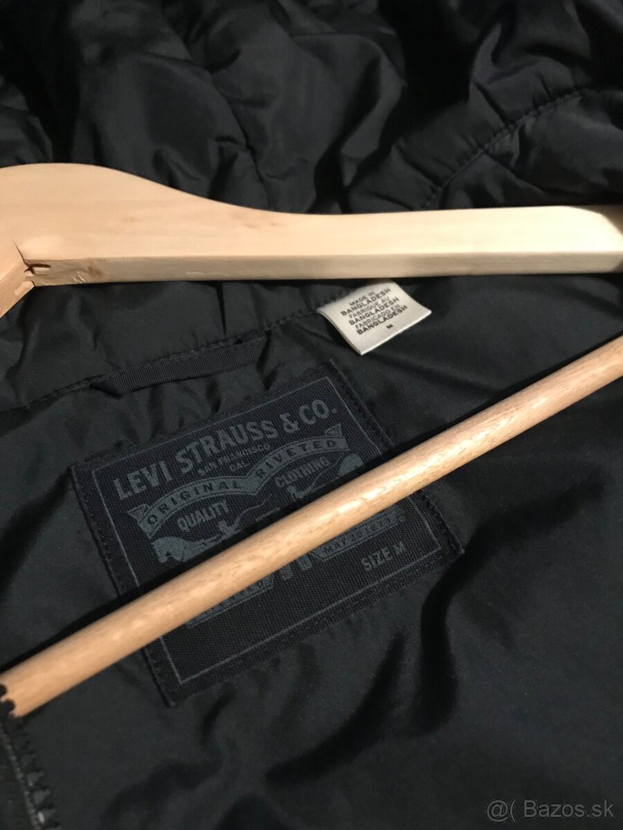 ZIMNÁ BUNDA LEVI’S - 2