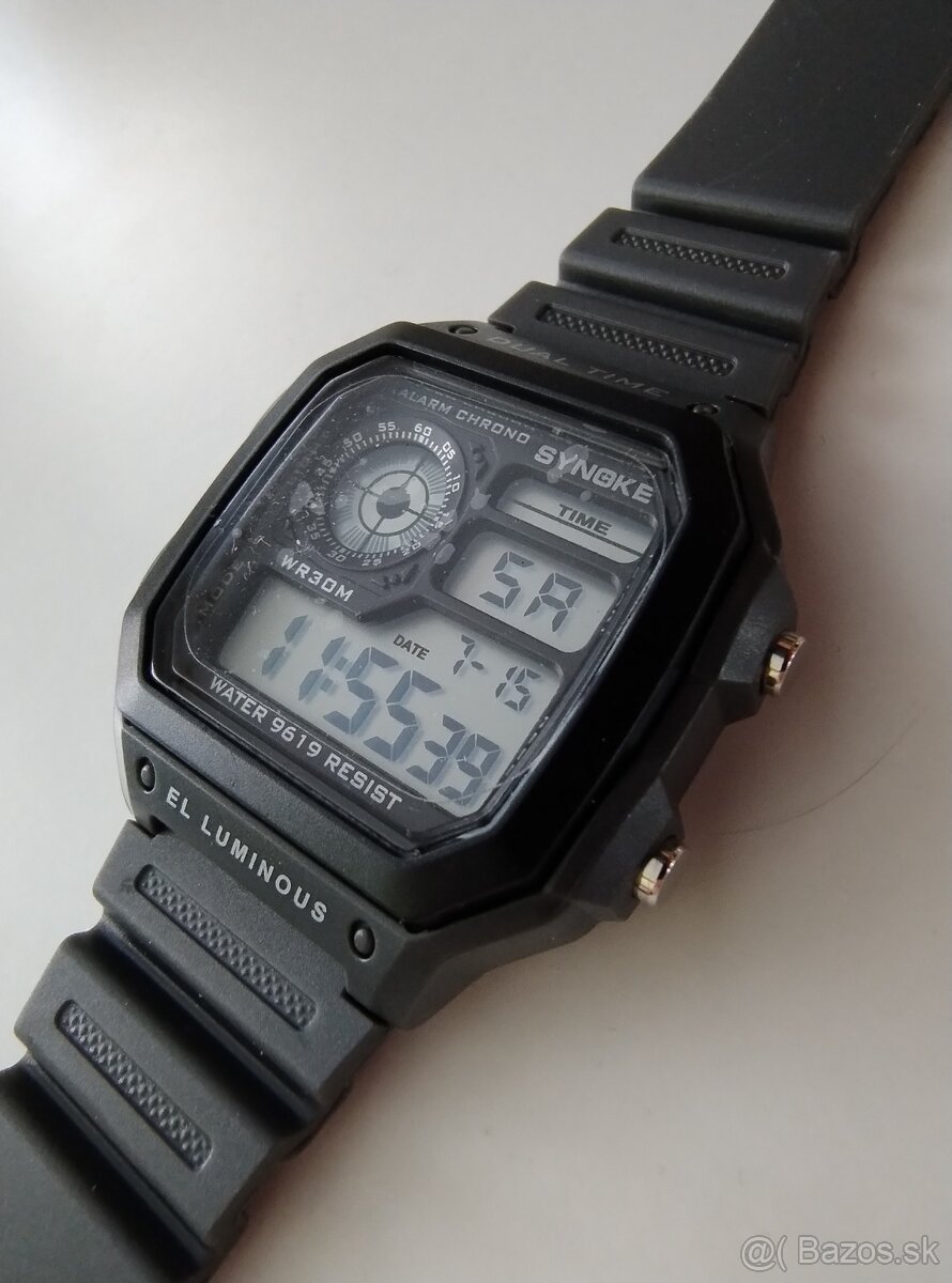 digitálne hodinky - 2