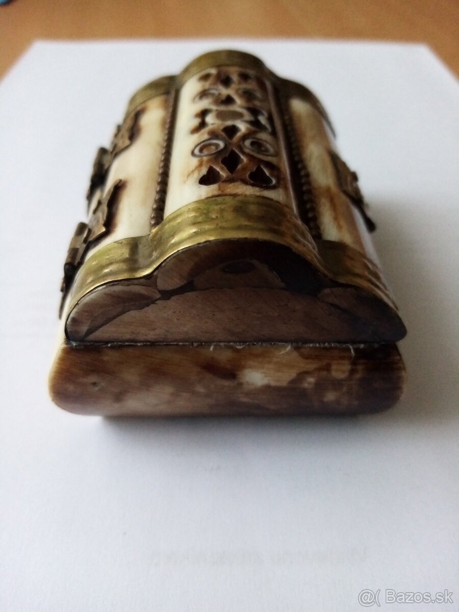 Retro starozitnosti - 2