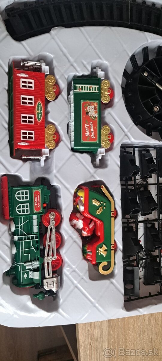 Vlačik na vianočny stromček - 2