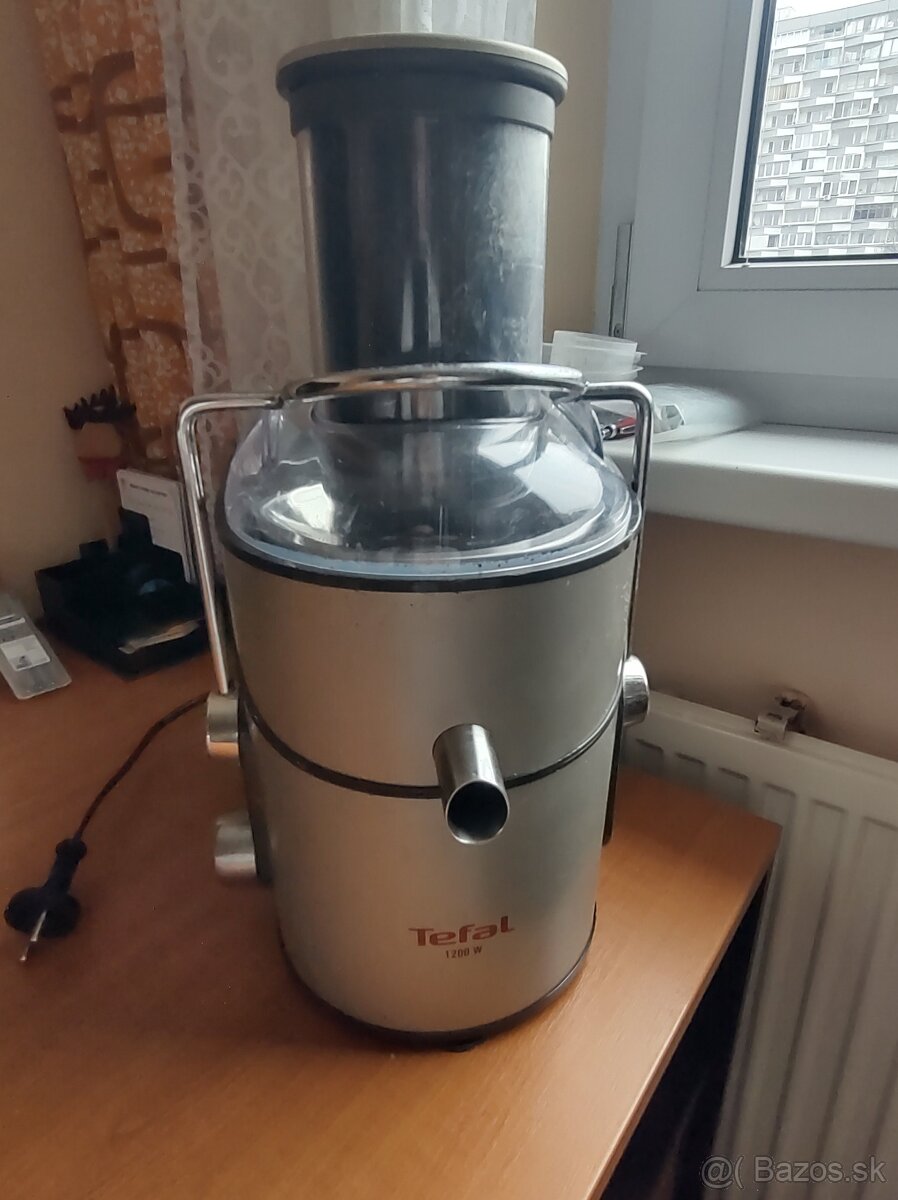 {04} Odšťavovač Tefal ZN655 - 2