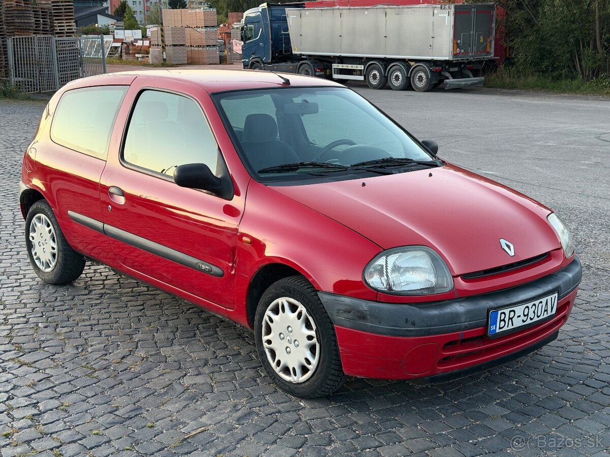 Renault clio - 2
