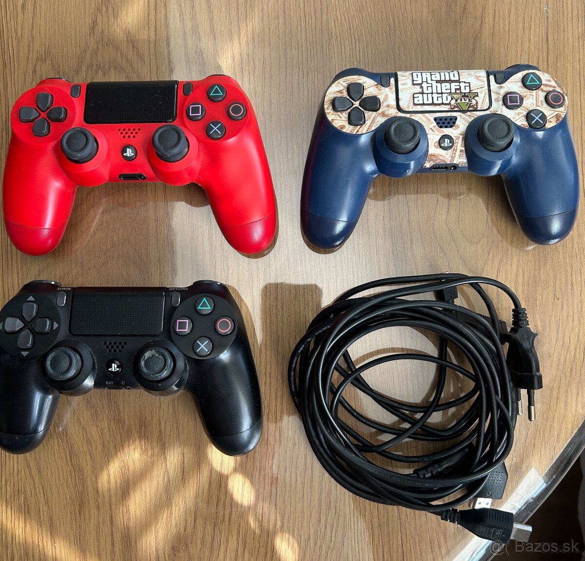 Herná konzola Ps4 Slim 1tb - 2