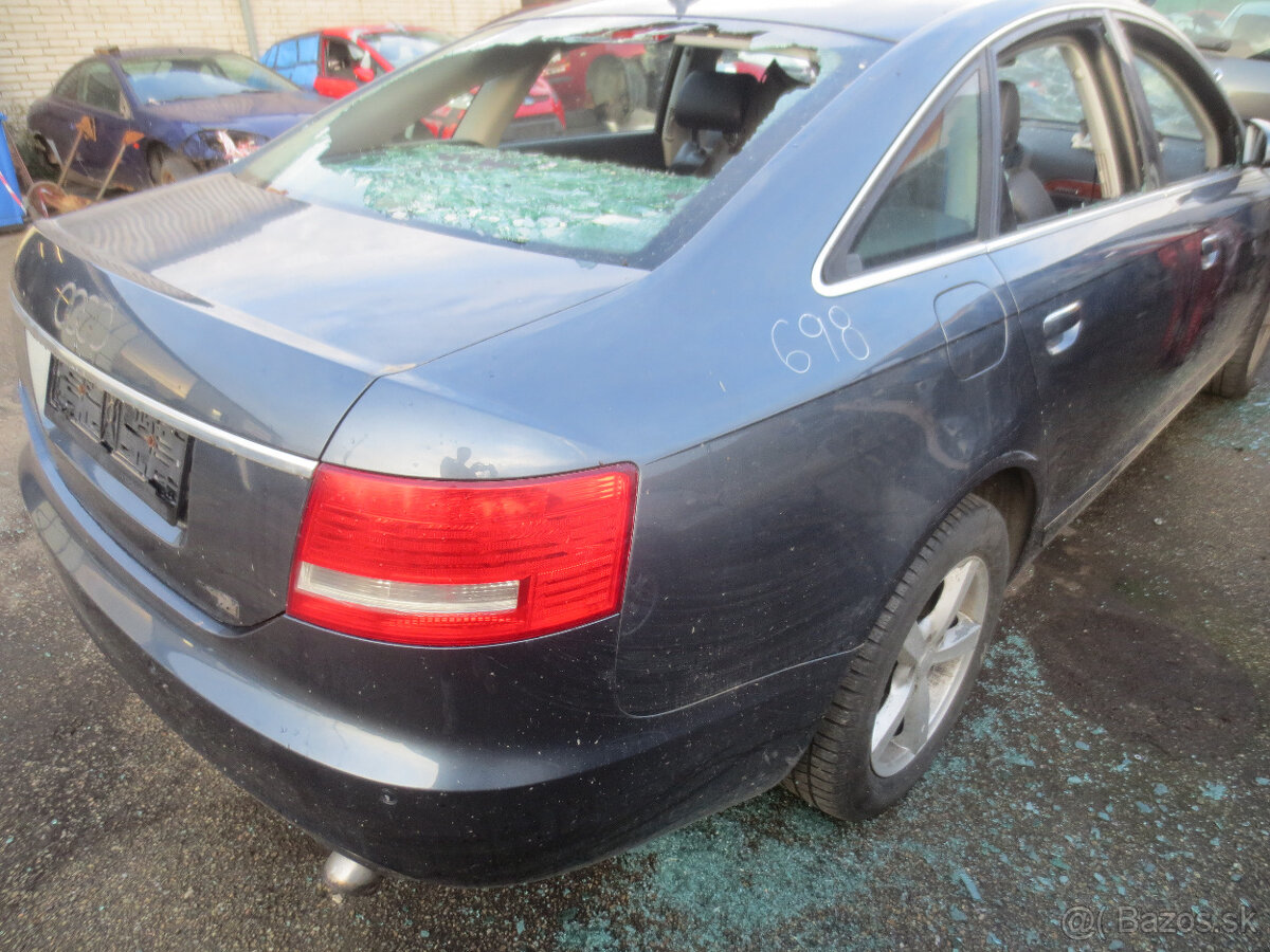 AUDI A6 ROK 2005 - 4.2 benzin 4X4 DIELY - 2