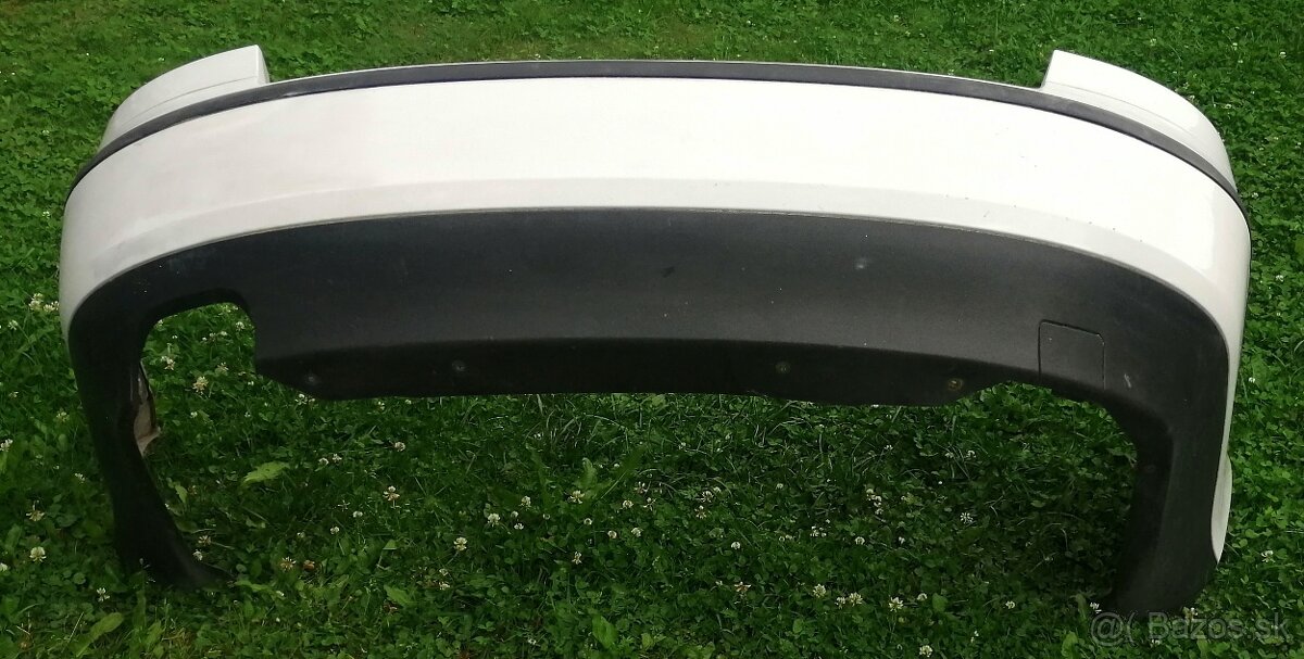 Predám zadný nárazník – sedan škoda octavia II - 2