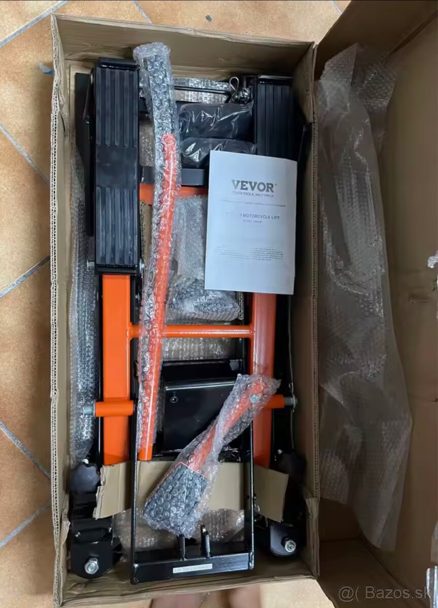 Hydraulický motozdvihák 600 kg – úplne nový - 2