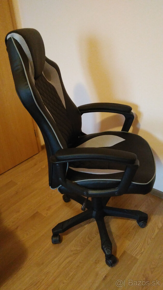 Kožené otočné kreslo - NOVÉ - 2