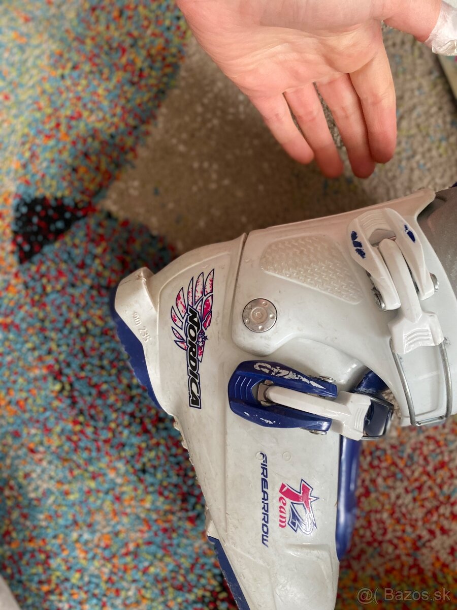 Lyže a lyžiarky Techno pro - 2