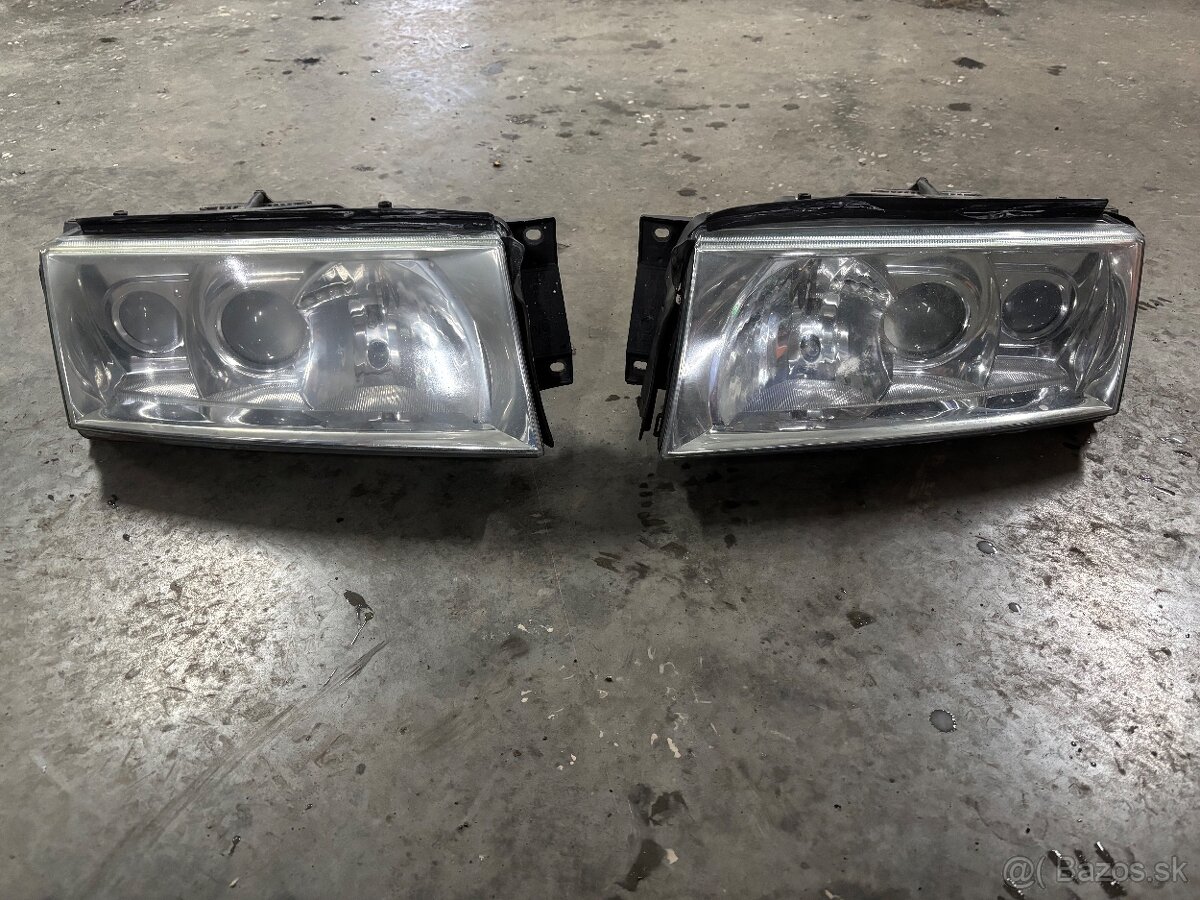 Xenony Octavia 1 - 2