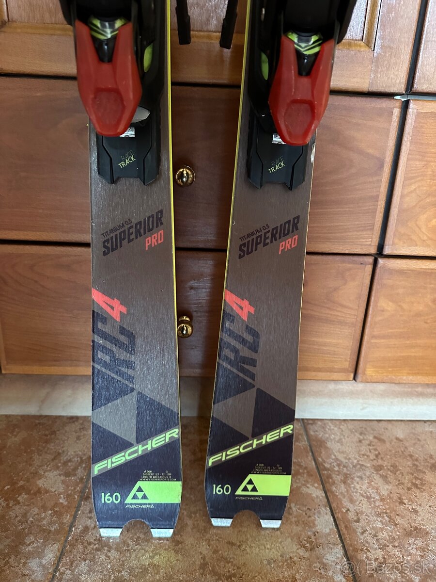 LYŽE FISCHER SUPERIOR RC4 - 2