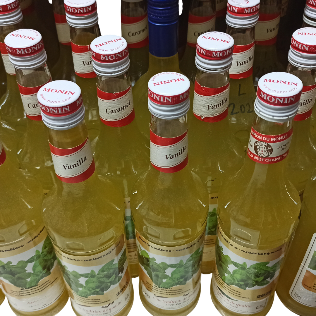 Sirup z mäty a medovky - 2