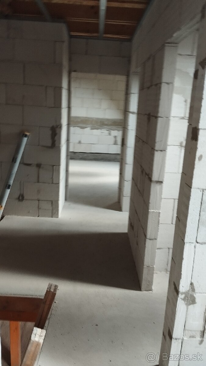 Rodinný dom v rekonštrukcii - 2