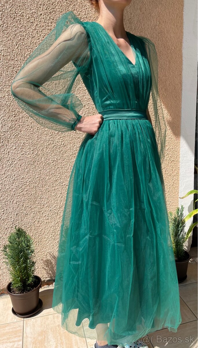 Smaragdové šaty - 2