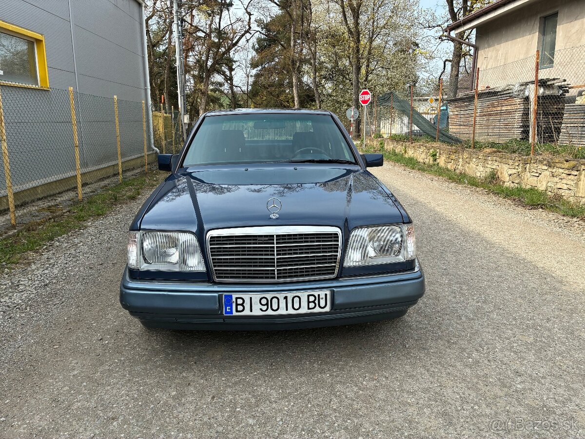 Mercedes E W124 E220, benzin - 2
