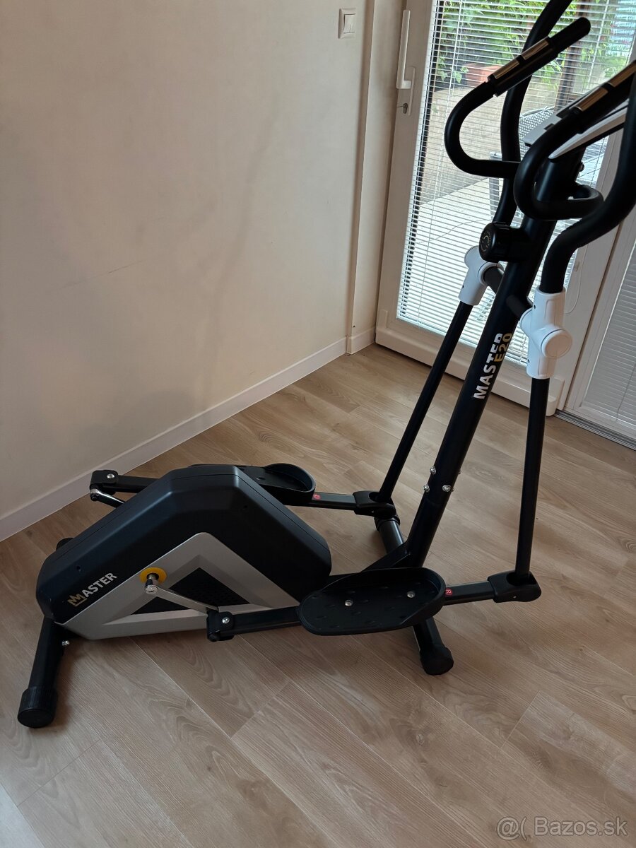 Eliptický trenažér Master e20 - 2