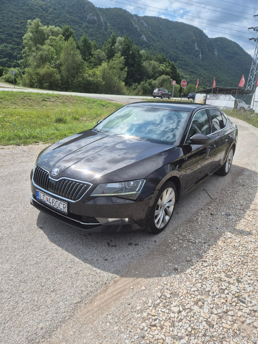 Skoda Superb 2.0 TDI 140KW - 2