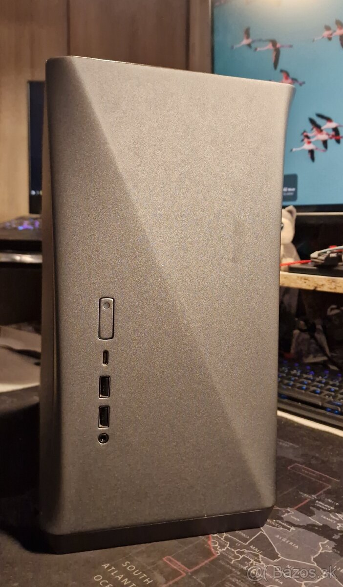 Mini itx PC RTX 5070 R5 5500X3D 32 GB RAM 2TB SSD - 2