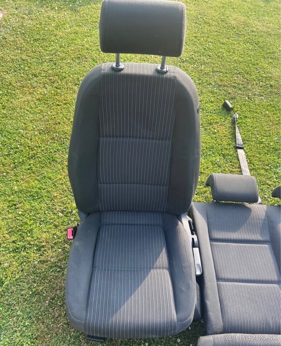 ZNÍŽENÁ CENA interier audi a4 b7 - 2