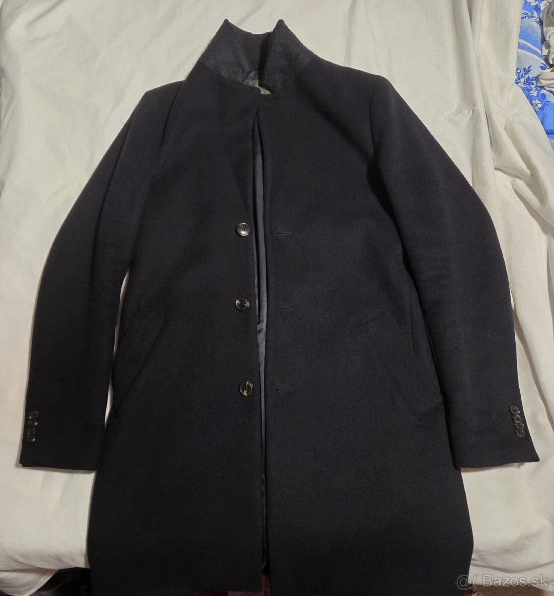 Predávam krásny kabát modrý Gino Rossi. Číslo S - 2