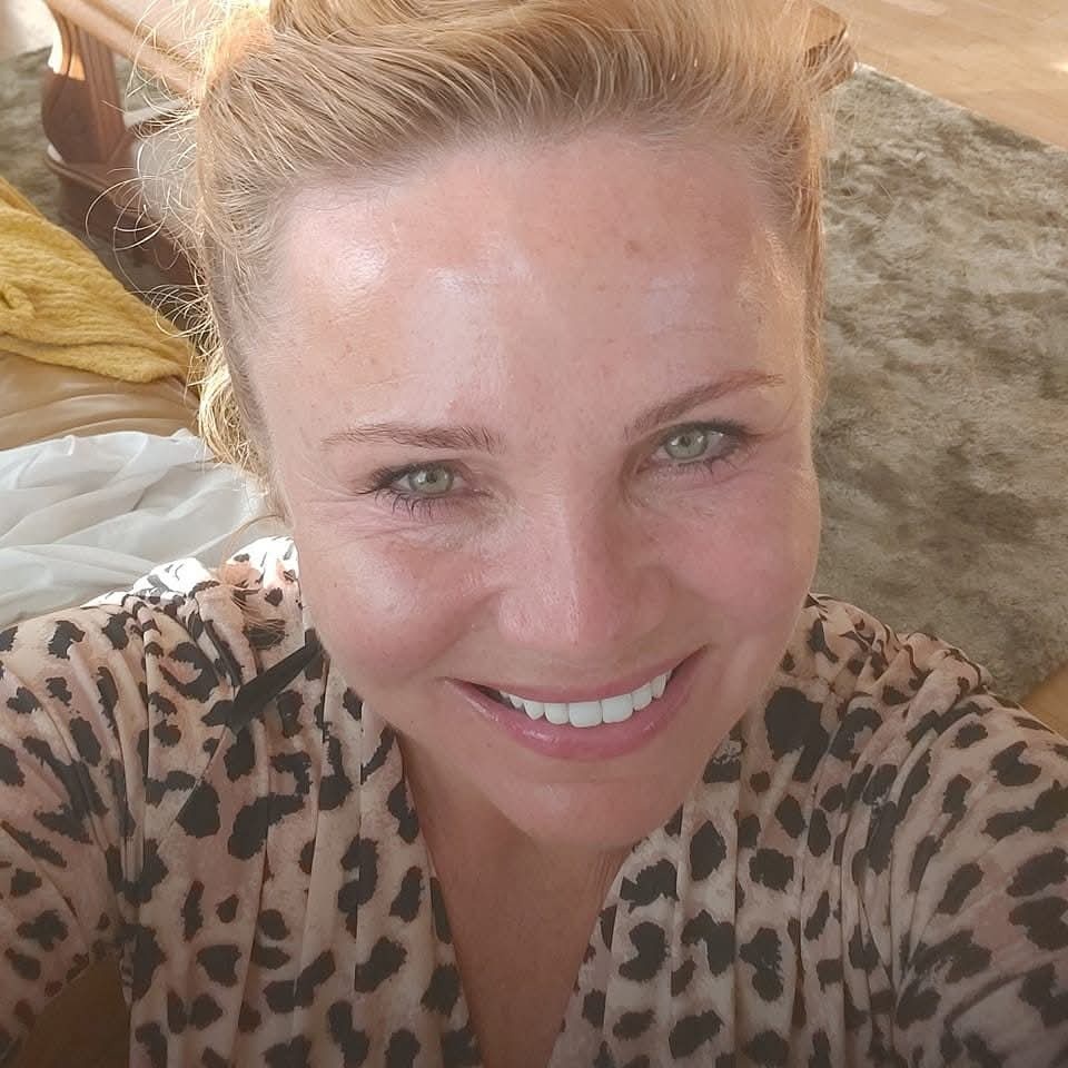 MASÁŽ CELOTELOVÁ aj SENZUÁLNA - 2