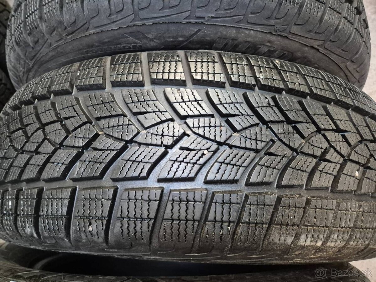 215/65 r17 zimné 4 ks GOODYEAR dezén 8,3 - 7,1 mm - 2