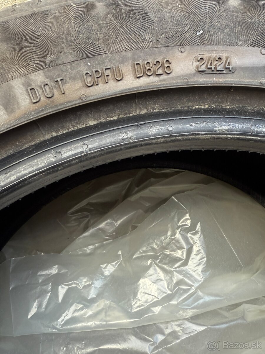 4x Continental 235/45 R18 letne - 2