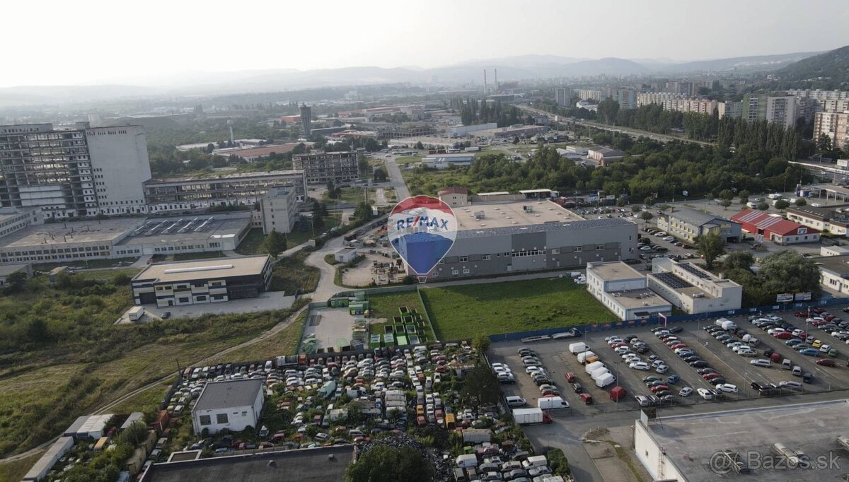 Komerčný areál 27828 m2 + hala, Košice Nad Jazerom - 2