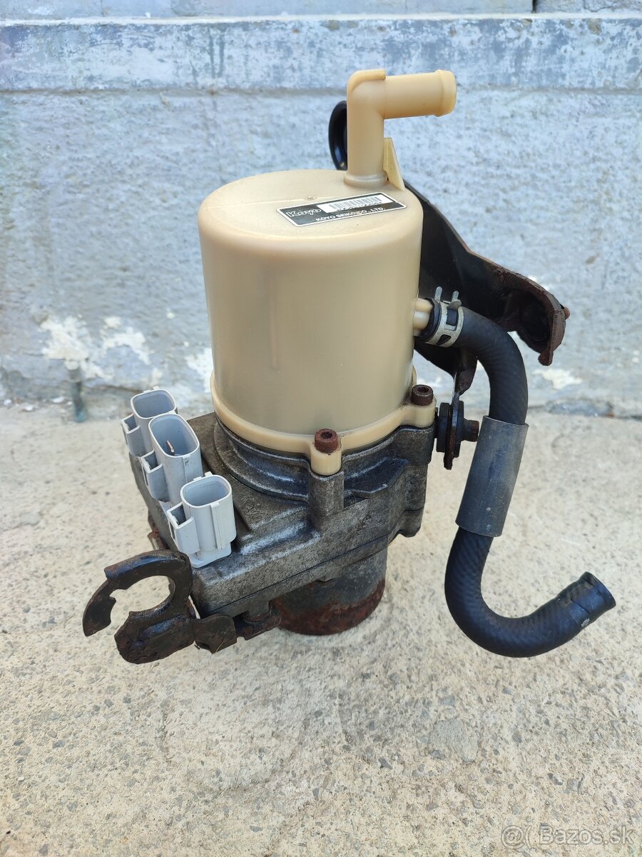 Mazda Servo čerpadlo posilňovača riadenia Koyo PA66-GF20 - 2