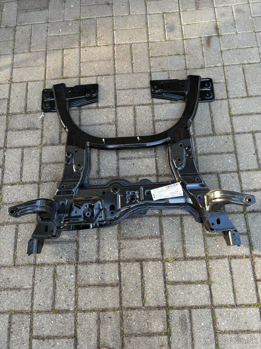 Predam nápravnicu nova Mercedes - 2