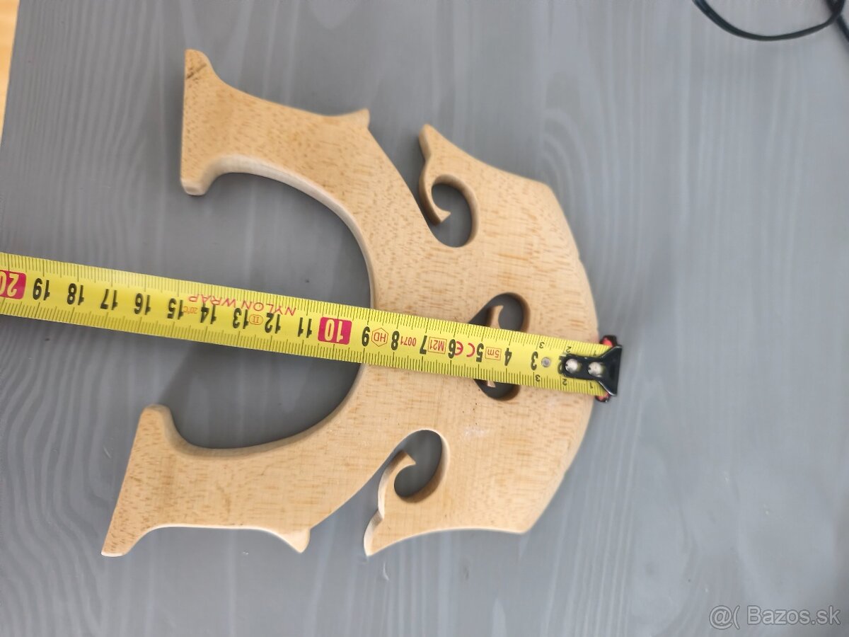 Kobylka pre kontrabas - 2