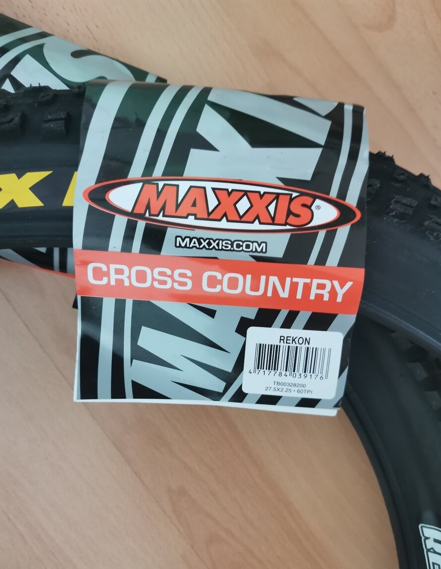 2x plášť Maxxis Rekon 27.5 2.25 - 2