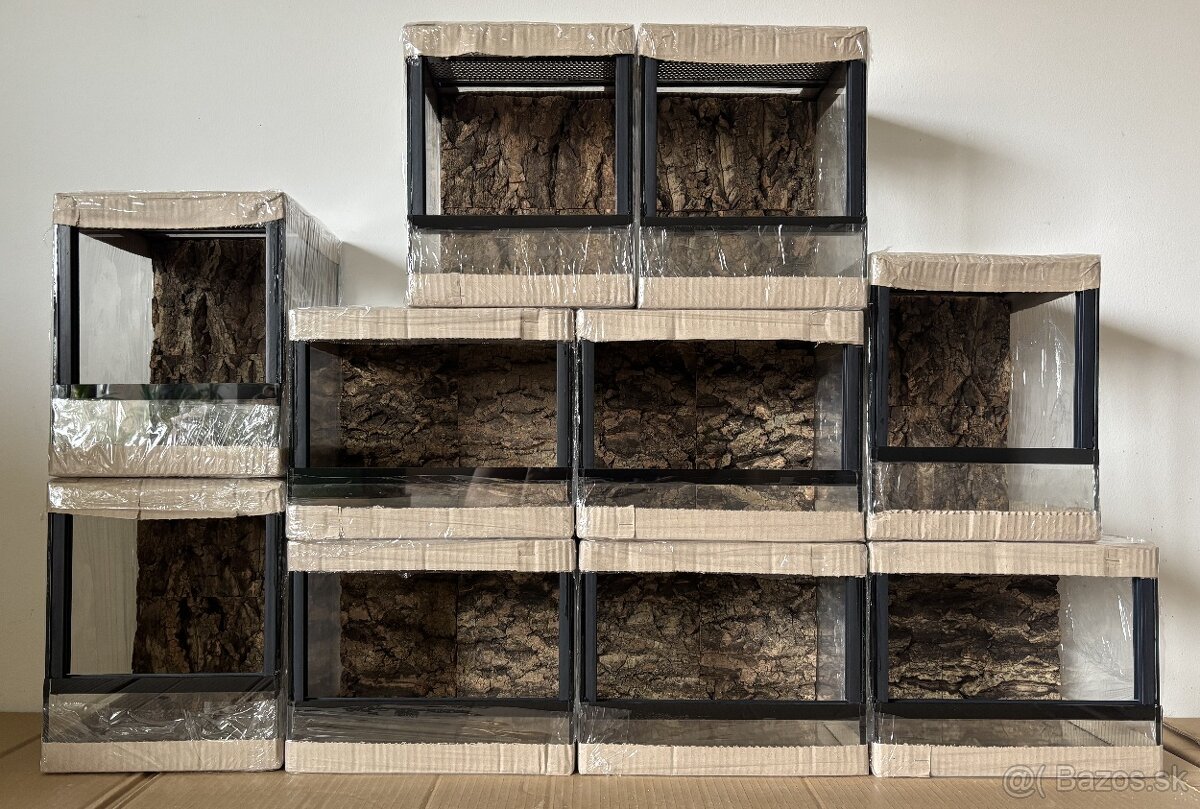 Terárium s korkovou 3D stenou - 2