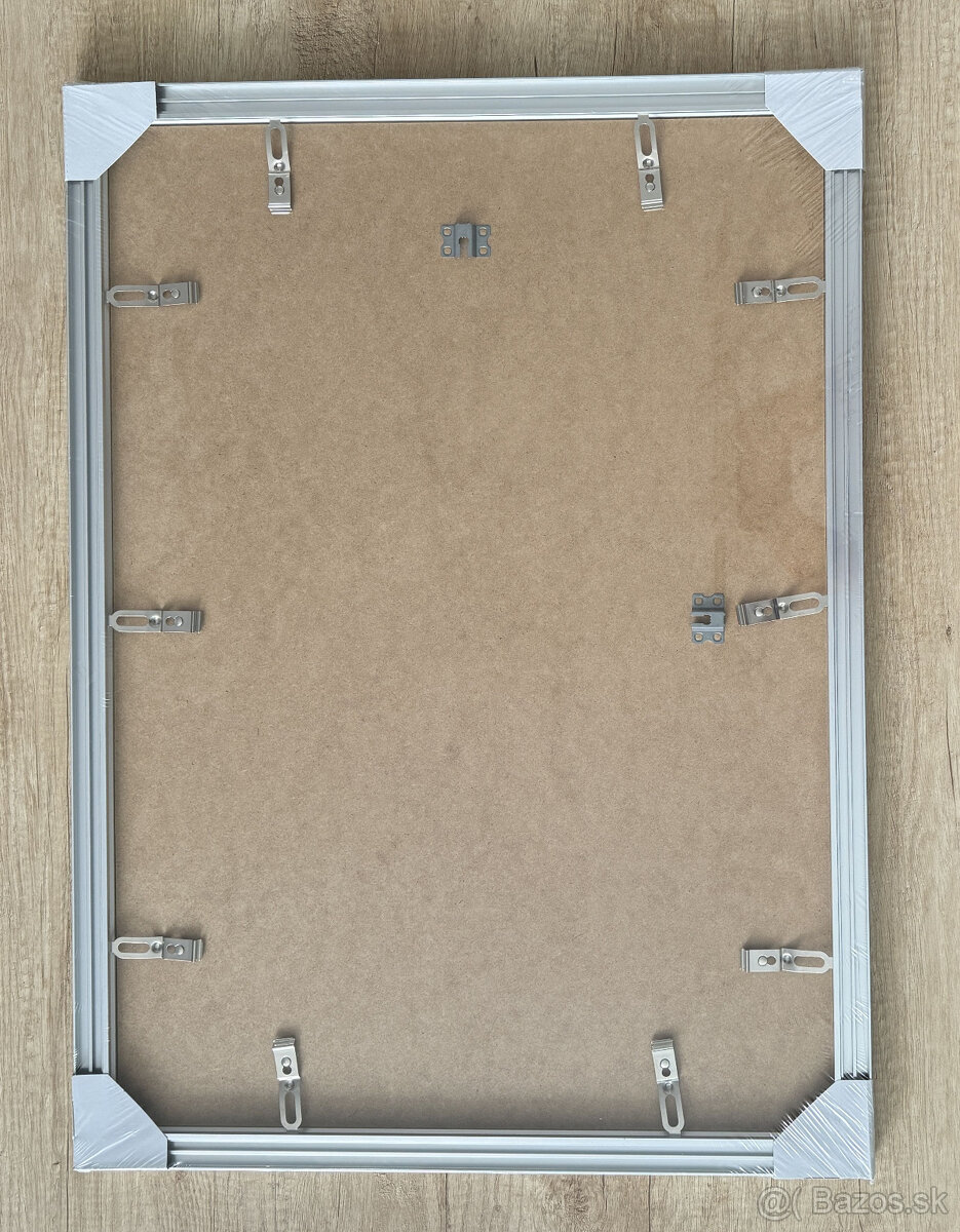 Predám hlinnikový rám + lepidlo na puzzle - 2