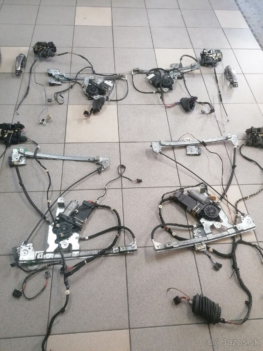 Stahovacky, Zámky dverí, Motorceky, Kabeláže, Octavia1 - 2