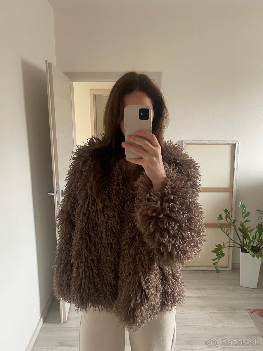 Krásna kozusinova bunda - 2