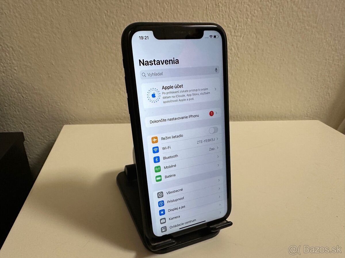 iPhone XR 128Gb Black 95% zdravie batérie - 2