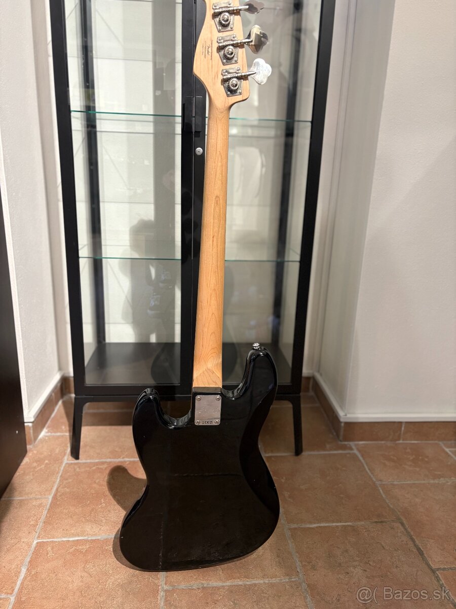 Squier Jazz Bass od Fender - 2