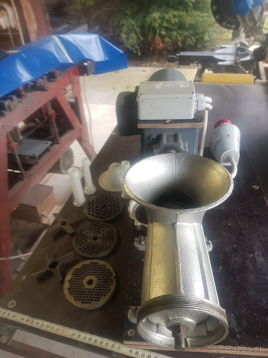 Mlynček na mäso - 2