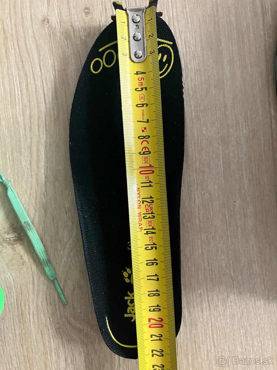 Tenisky ako nove a kopacky - 2