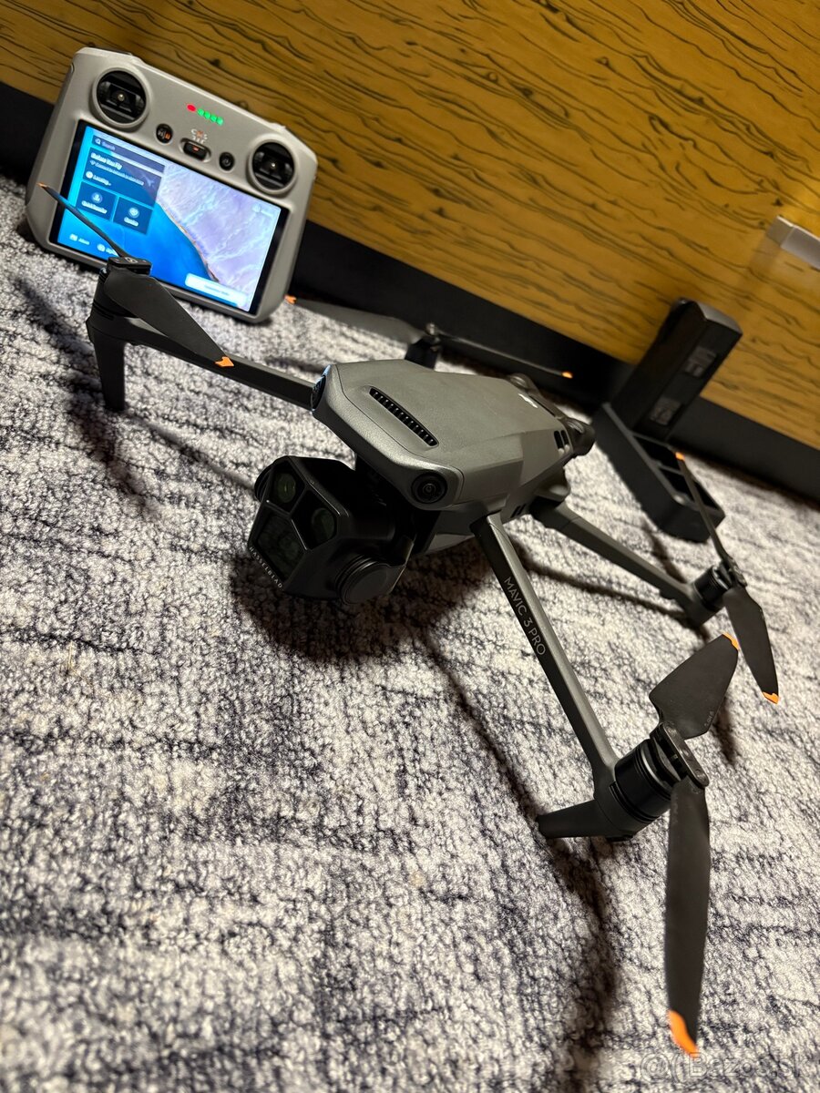 DJI Mavic 3 Pro - 2