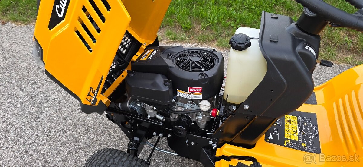Záhradný traktor Cub Cadet LT2 NR92 - 2