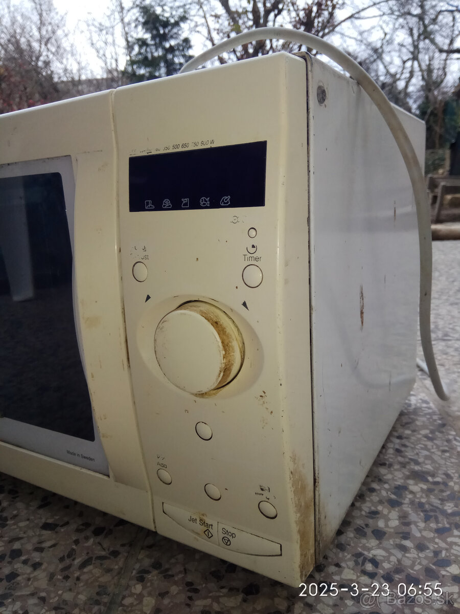 Mikrovlnka Whirlpool - 2