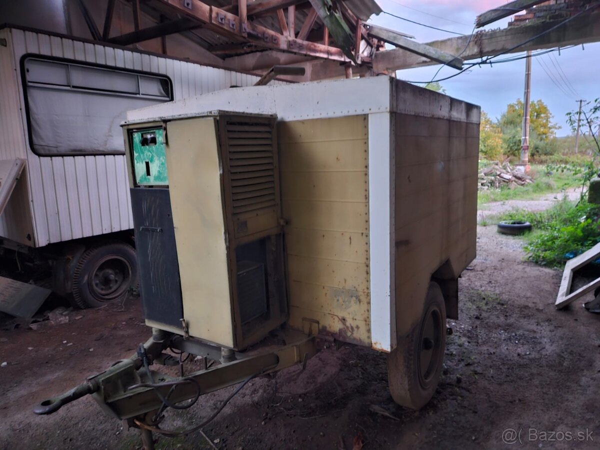 Vojenský prívesný vozík - 2