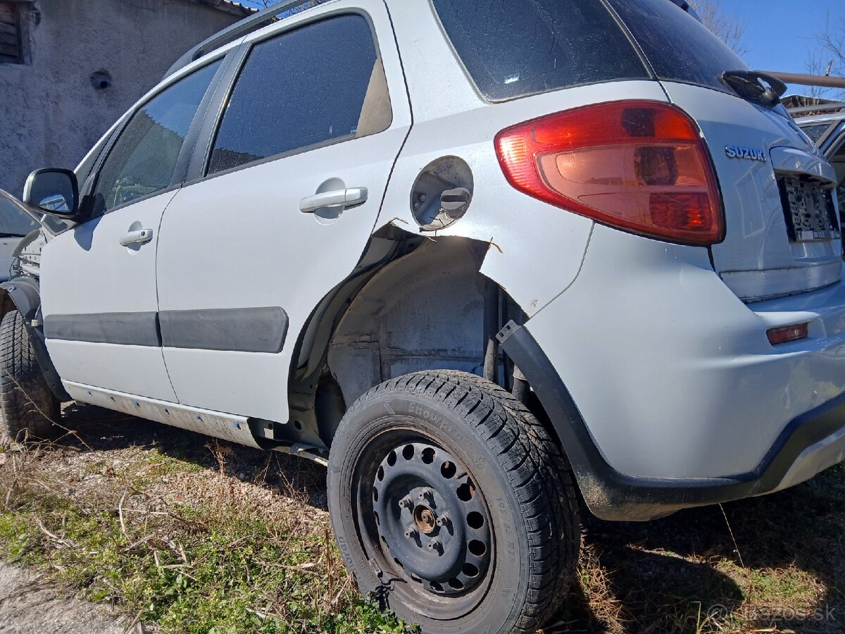 Suzuki SX4 - 2