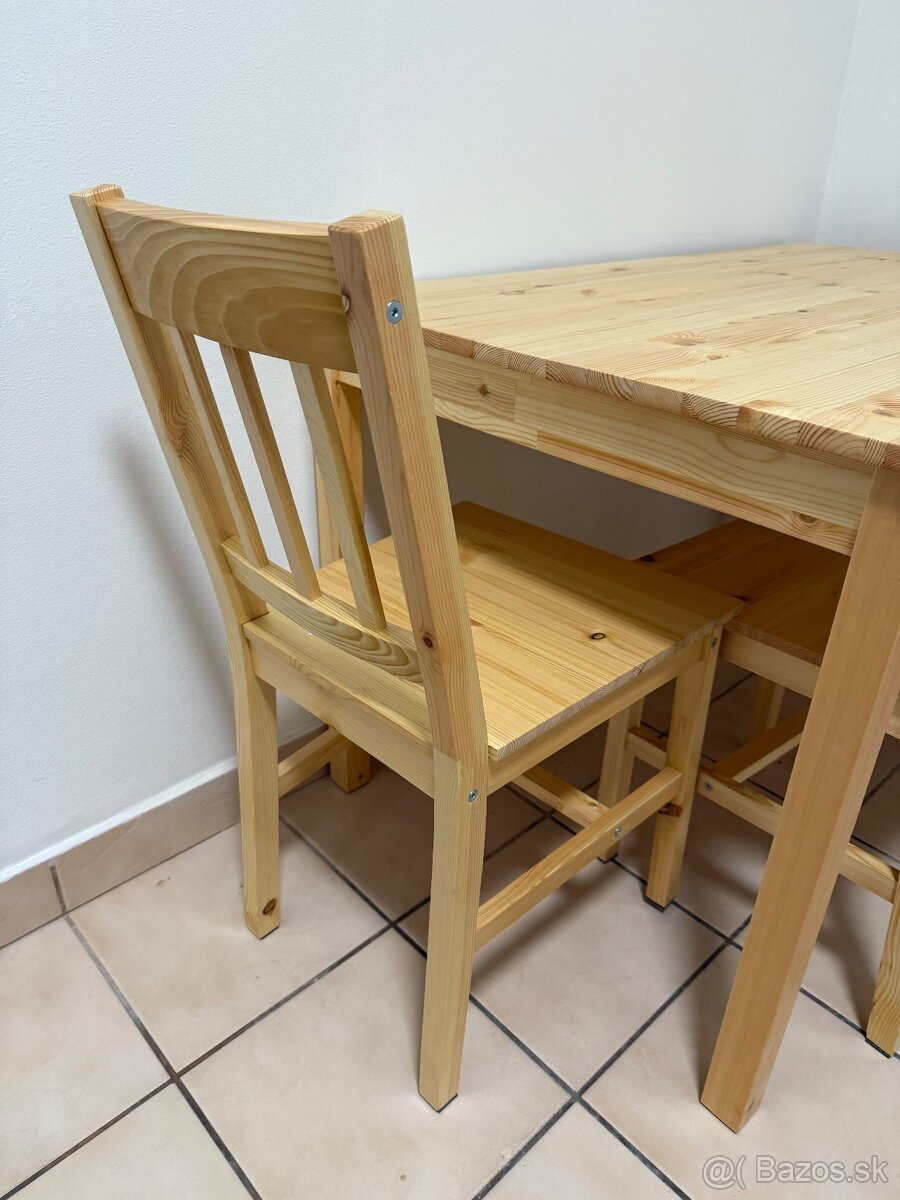 Predám stôl plus 3 stoličky - 2