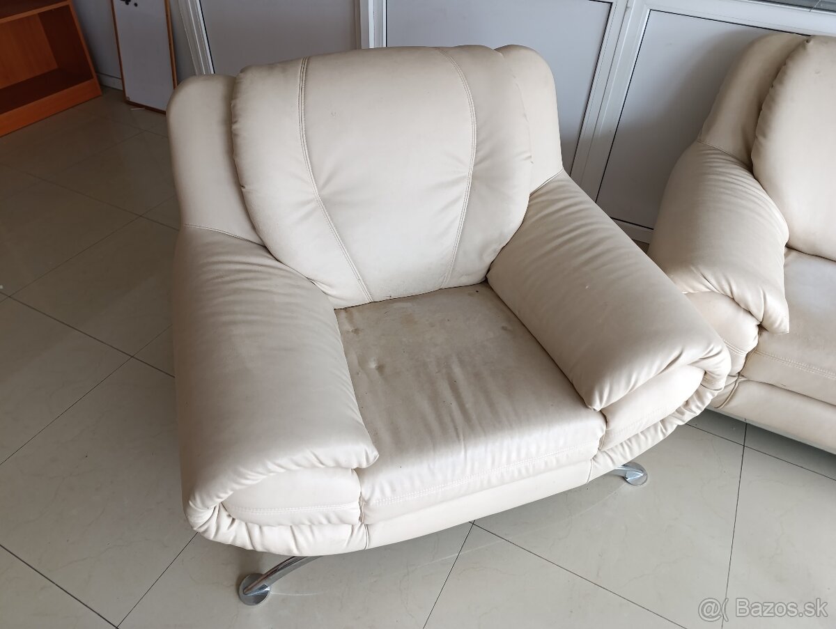 Koženková sedačka biela/šedá - 2