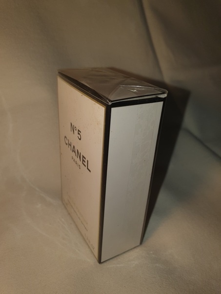 EAU DE TOILETTE / EAU DE PARFUME – perfémy - 2